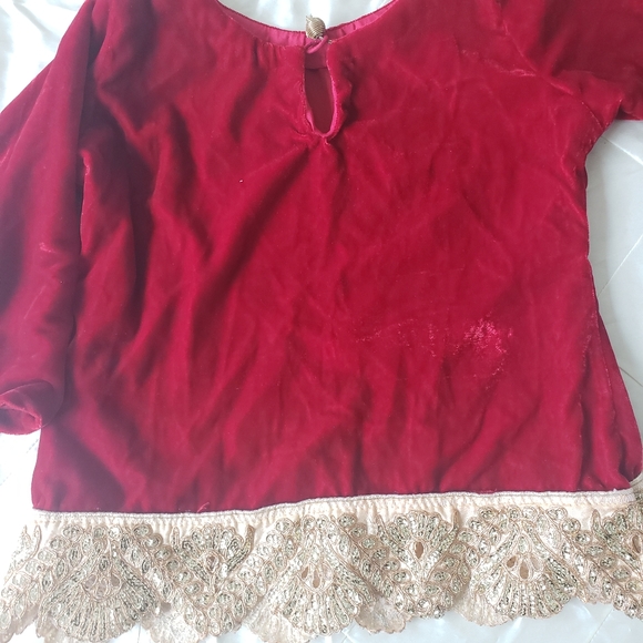 (Free add on) Girls' Top/ blouse - Picture 3 of 3